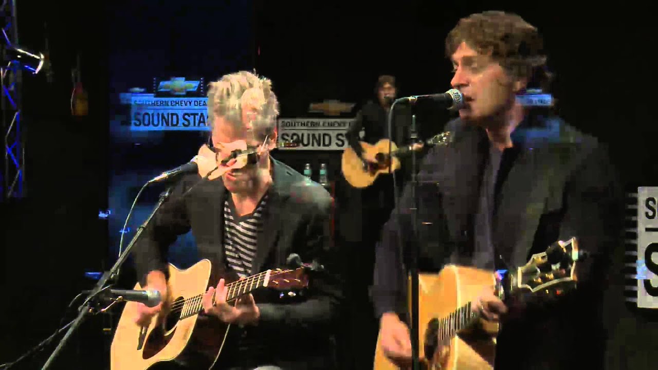 Matchbox Twenty "She's So Mean" LIVE Acoustic Performance MIX 100.7 Tampa, FL YouTube