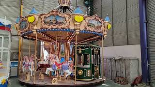 16 Seats Up Drive Carousel