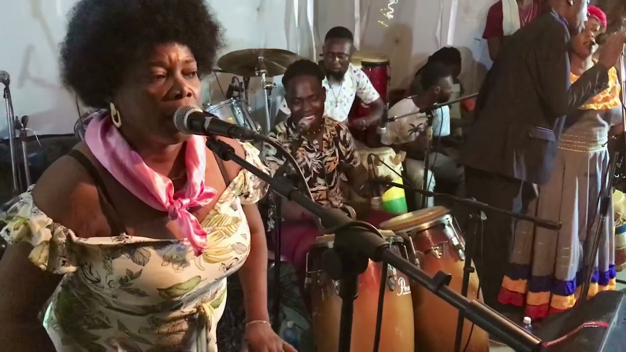 m sèvi èzili dantò lavim paka pase mal Tijan dantò Rènpeyia