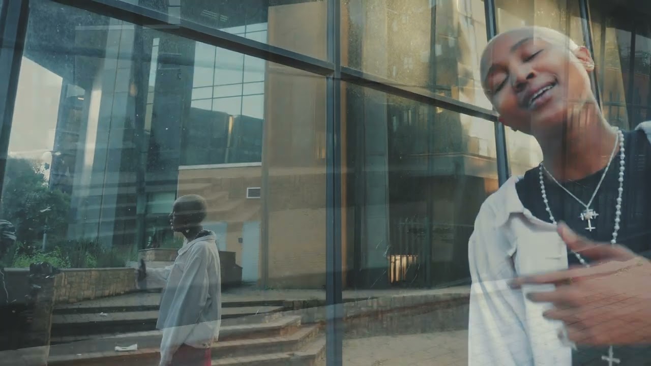 uTaurus Carty - Mama (intro) visualizer