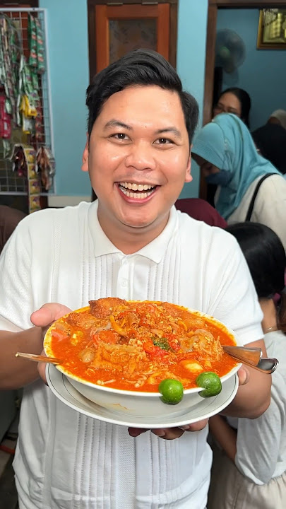 RELA NGANTRI 2 JAM BUAT SEBLAK MAMA SALEH YANG LAGI PIRAL