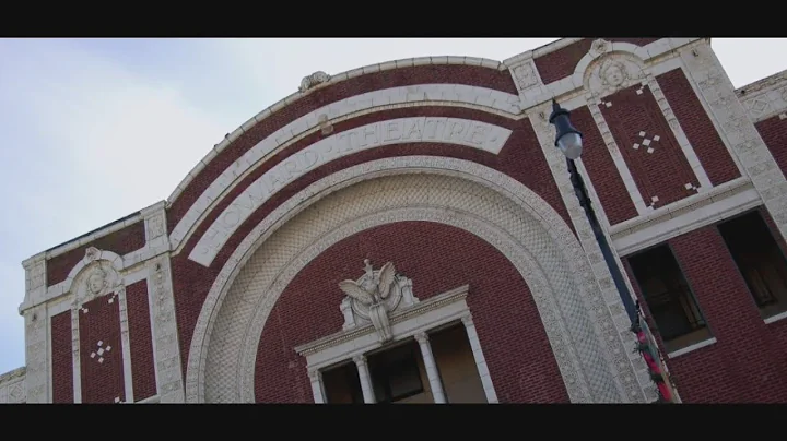 Rogers Park theater launches GoFundMe for needed repairs