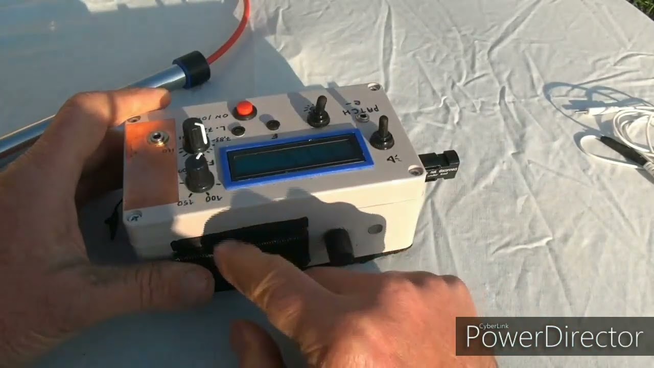 Nouveau variant ibérique :  l' électro  pulsateur digital et sonore de type " tout en un "