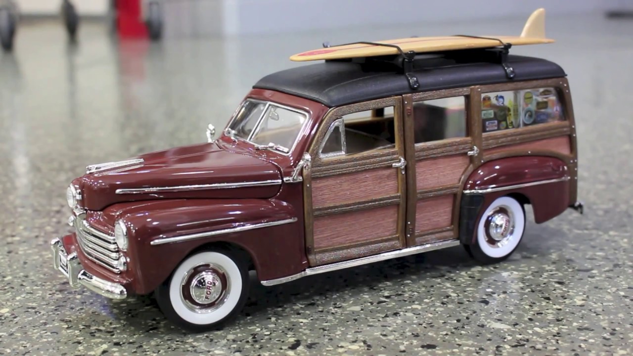 OK Toys 1948 Ford Woodie Surf Wagon 1:18 Scale Model 20028 at