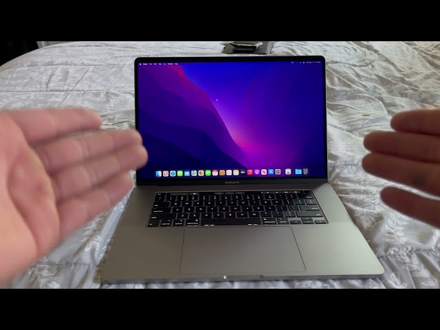 2019 16 inch Macbook Pro in 2022? (16 Inch 2019 Macbook Pro Unboxing and Review)