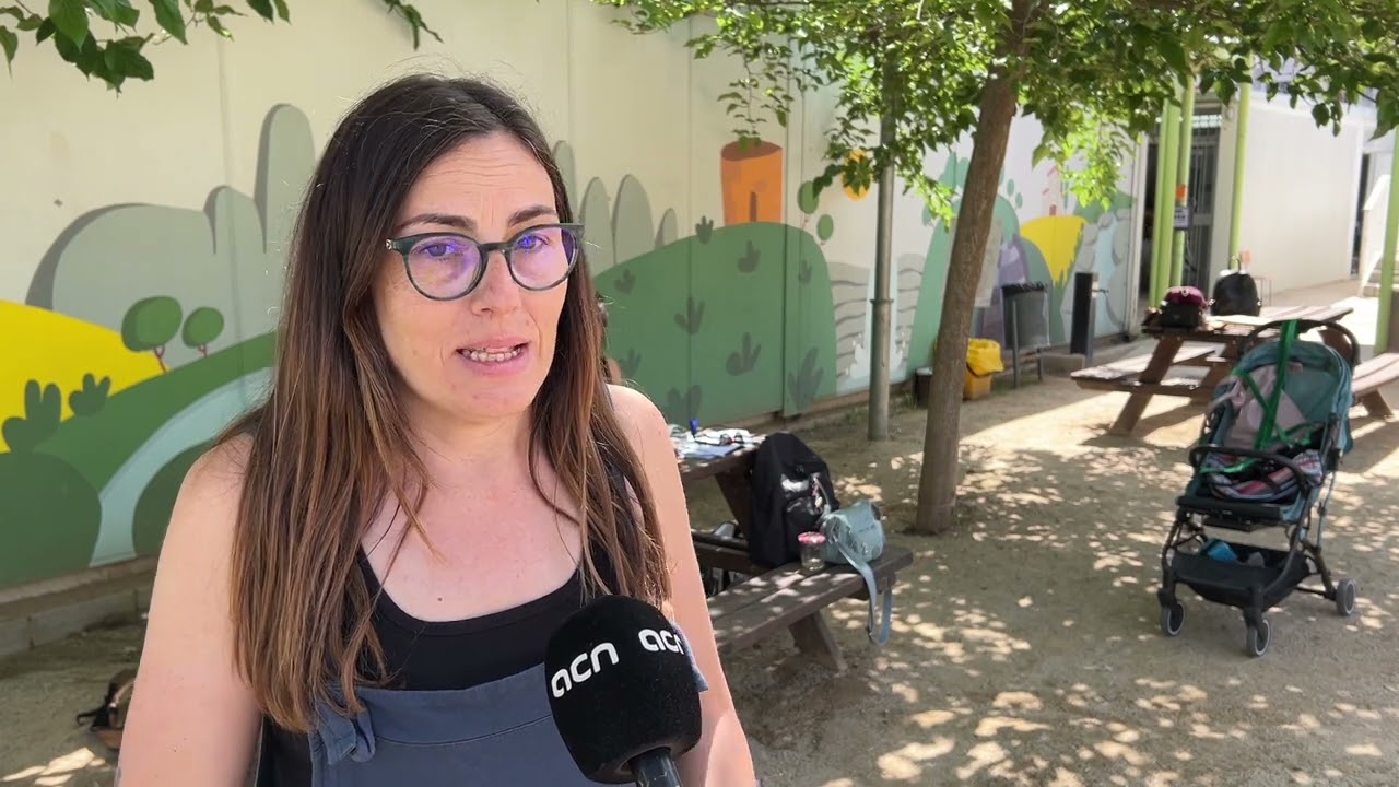 L'escola Valldaura de Manresa es manifesta per reclamar un nou edifici i abandonar els barracons