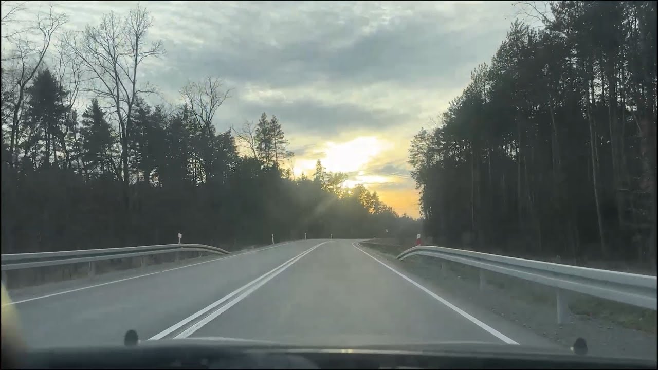 Przejazd modernizowaną drogą Lipina – Zapałów – Koniaczów