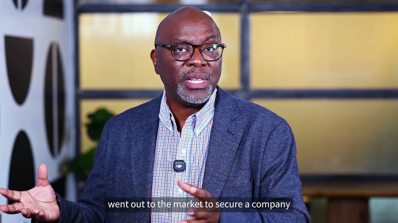 Patrick Tonui presenting GOGLA in  Shenzhen, China