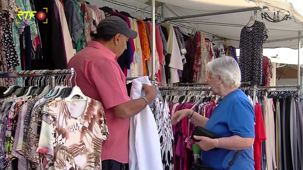 Junimarkt  in Pfullingen lädt zum Shoppen ein