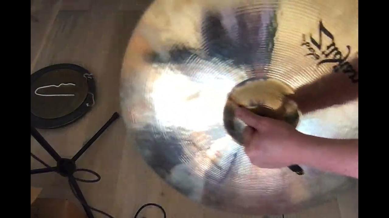 22" Zildjian Classic Orchestral Medium Light Crash Cymbals Pair YouTube