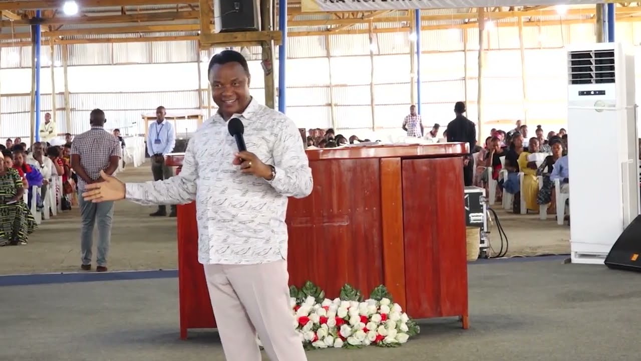 WANADAMU WALINICHAFUA SANA