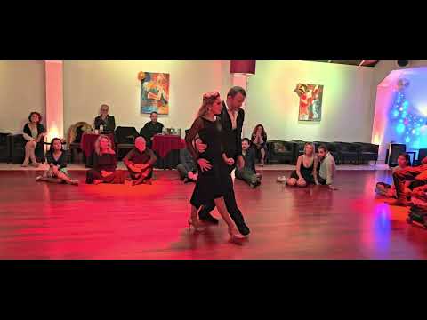 Claudio Hoffmann y Cinzia Lombardi no 2° New Year - Porto Tango Meeting on 30/12/23 - 3/4