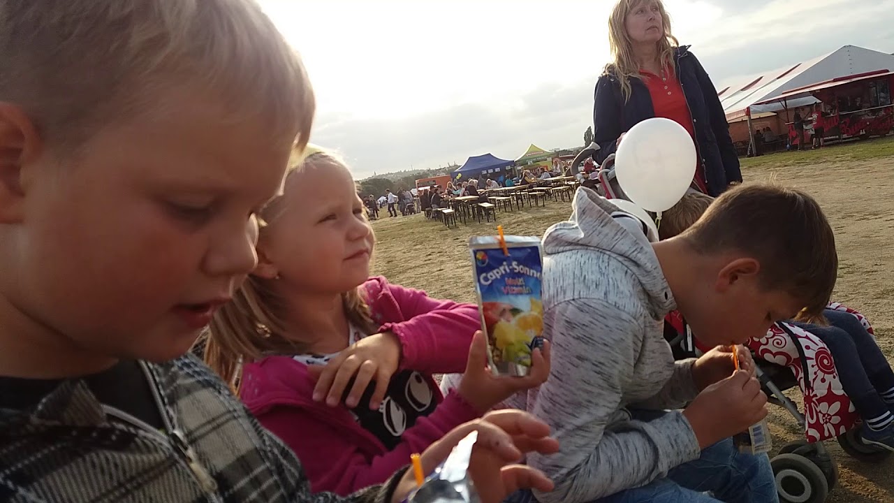Dožínky na Letné 2017, Vlado Kumpan a jeho muzika, Spartansky vtip, 8. 9. 2017 camera iphone 8 plus apk