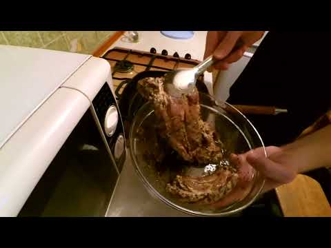 Видео: Маринад для стейков.  Стейки под маринадом. Стейк дома на сковороде