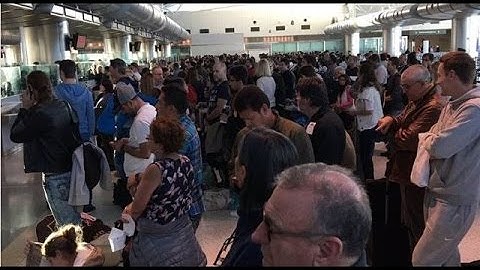 Travelers wait hours after U.S. Customs and Border Protection system shuts down