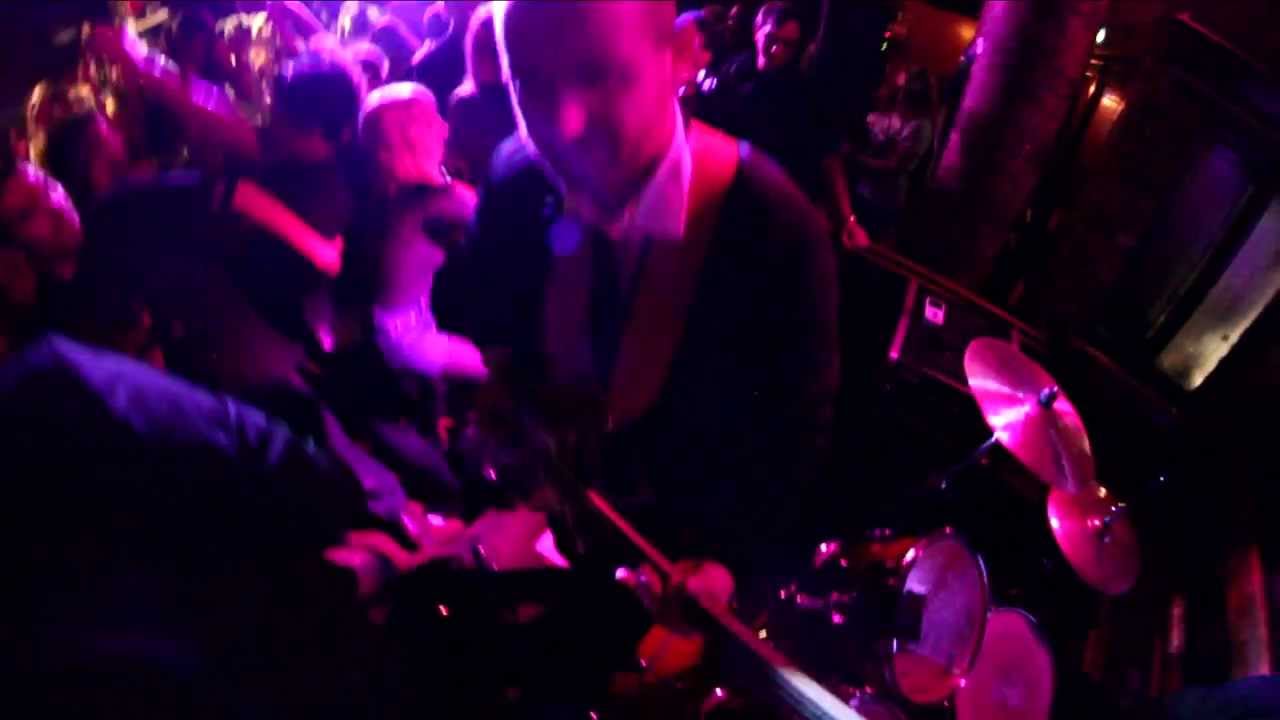 Fuzzy Vox - ON HEAT (teaser)