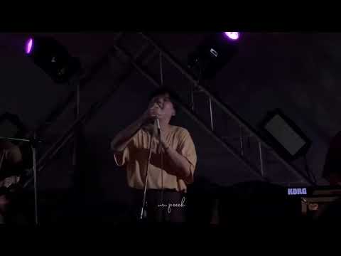 PURPEECH - ฉันขอโทษ (Ake Surachet) live at ถวิลแปลว่าคิดถึง โคราช 140123