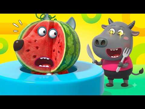 Wolfoo HIDES INSIDE A WATERMELON! 🍉🤫 EXTREME HIDE AND SEEK! | Wolfoo in Spanish