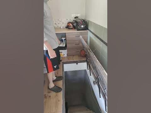 Люк в погреб під плитку - YouTube