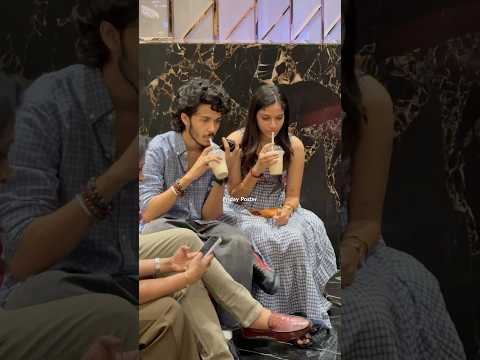 సినిమా గురించి ఫ్రెండ్స్ కి ఫోన్ చేసి మాట్లాడుతున్న రోషన్#bandmellam #sridevi #roshan #fridayposter