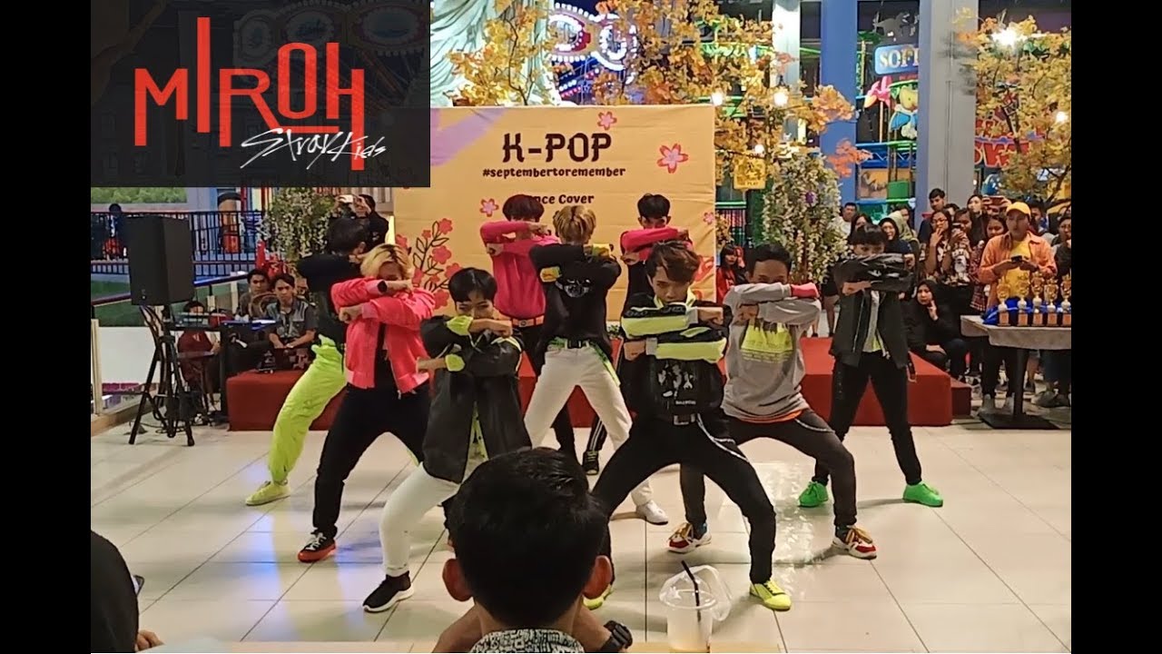 Stray Kids (스트레이 키즈) 