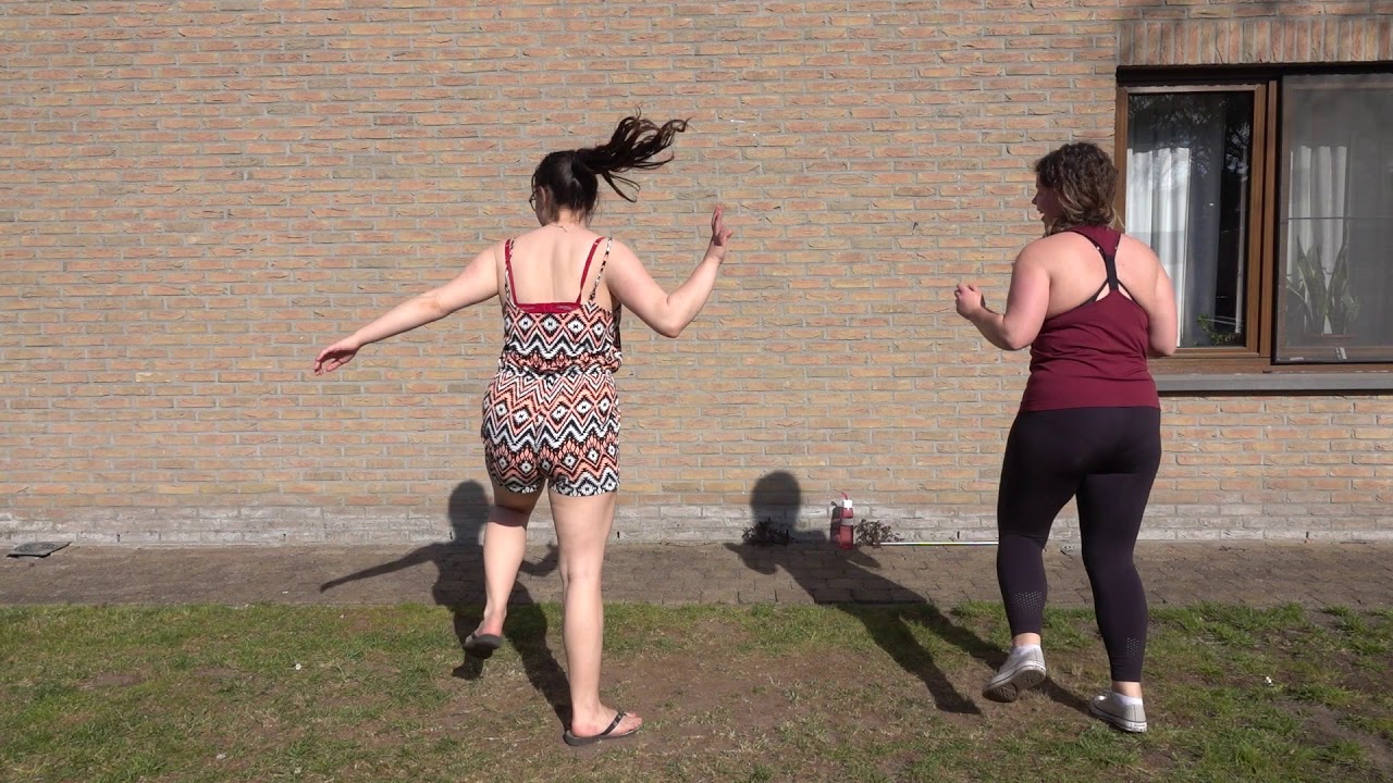 Dans mee IN ZAIRE! #PetitPliéDanstInHaarKot