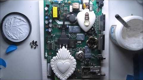 Mixed media assemblage tutorial by Marta Lapkowska 