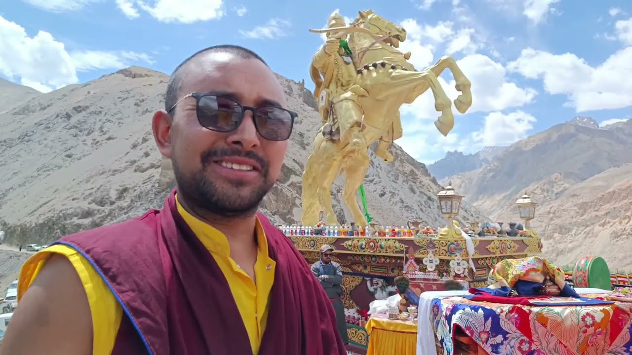 Inauguration of Wanla Smakespon Dadul Wangchuk by His Holiness Skabgon Chechang Rinpochhe II June 10