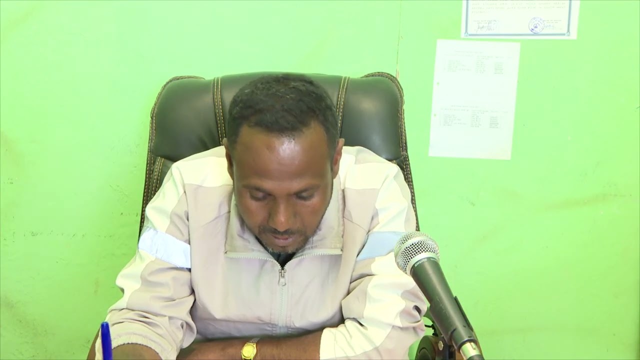 የእነማይ ወረዳ ንግድና ገበያ ልማት ጽ/ቤት ኃላፊ አቶ ደባልቄ ልወየሁ የተቋሙን የ6 ወር የዋና ዋና ግቦች አፈጻጸም መግለጫ ሰጥተዋል፡፡