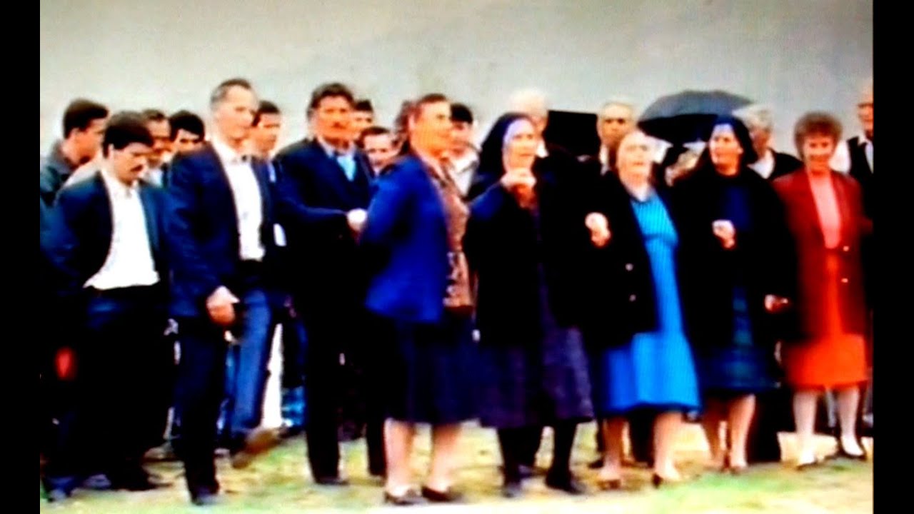 ΤΗΝ ΧΡΥΣΗ ΜΟΥ ΤΗΝ ΠΑΡΕΑ-ΚΟΤΡΩΝΙ ΤΡΙΚΑΛΩΝ-1997