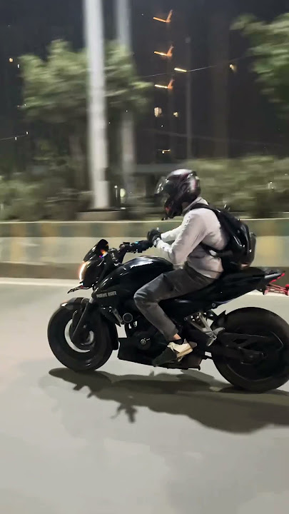 NS200.   #shorts #rider #pulsor #motorcycle #pulsar #harleydavidsonmotorcycles #instagram #insta