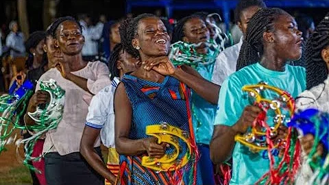 Pentecost Praise led by Elder Stephen Mintah || Su...