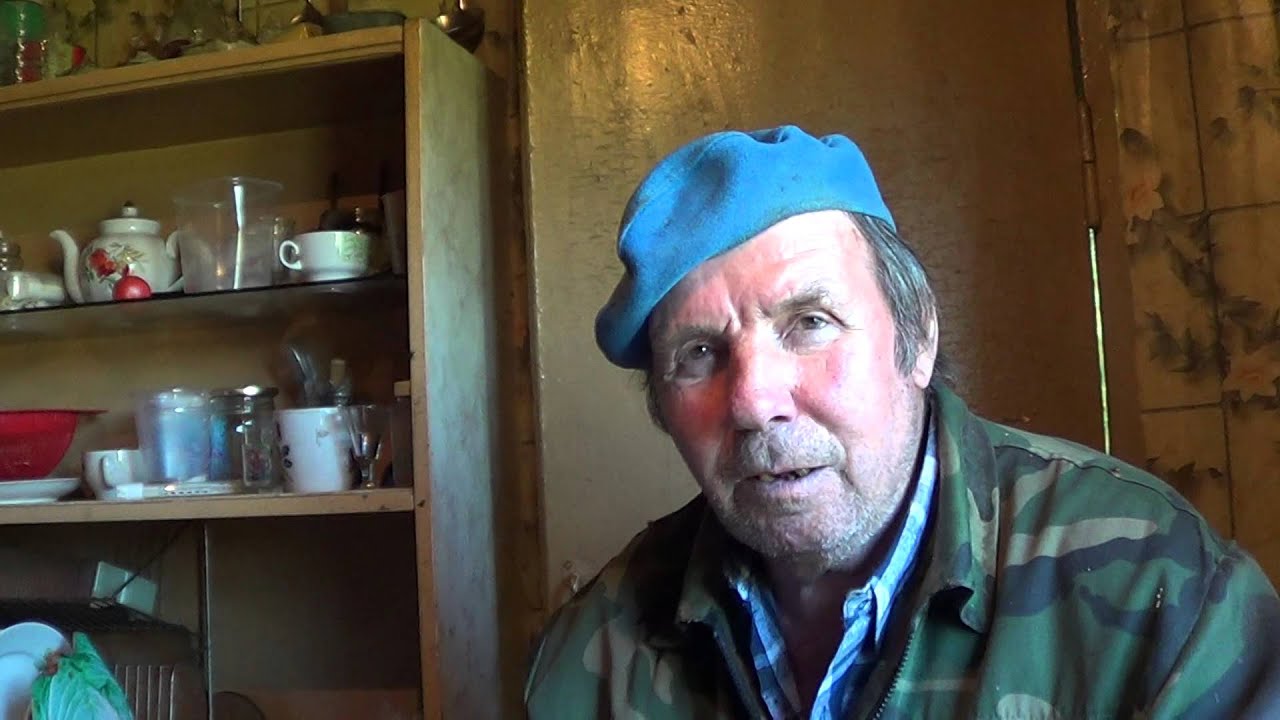 ЗАГРИВЬЕ. Е.М. ЗУБКОВ. РАБОТА В КУЗНИЦЕ. - YouTube