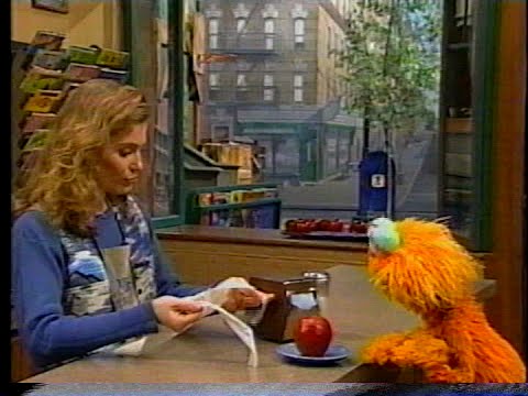 Sesame Street - Gina's Day with Apples