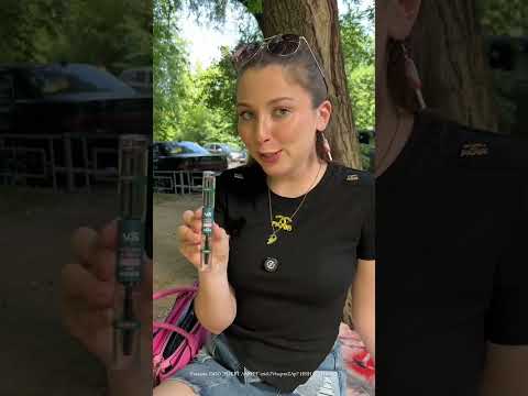 С этой сывороткой Лера будет самой красивой Наташей в Турции☀️ Арт на ВБ 141631875 #смешно #юмор