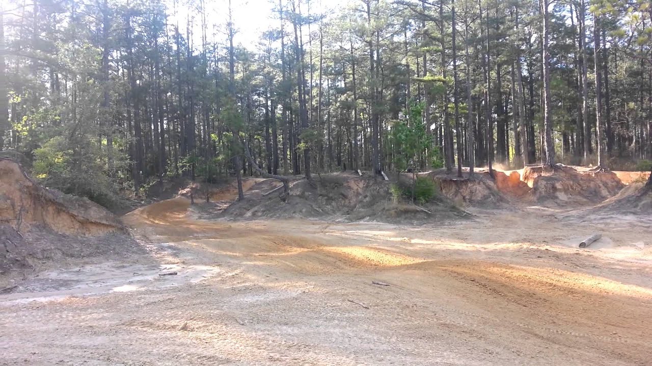 Yamaha Blaster sand pit ride - YouTube