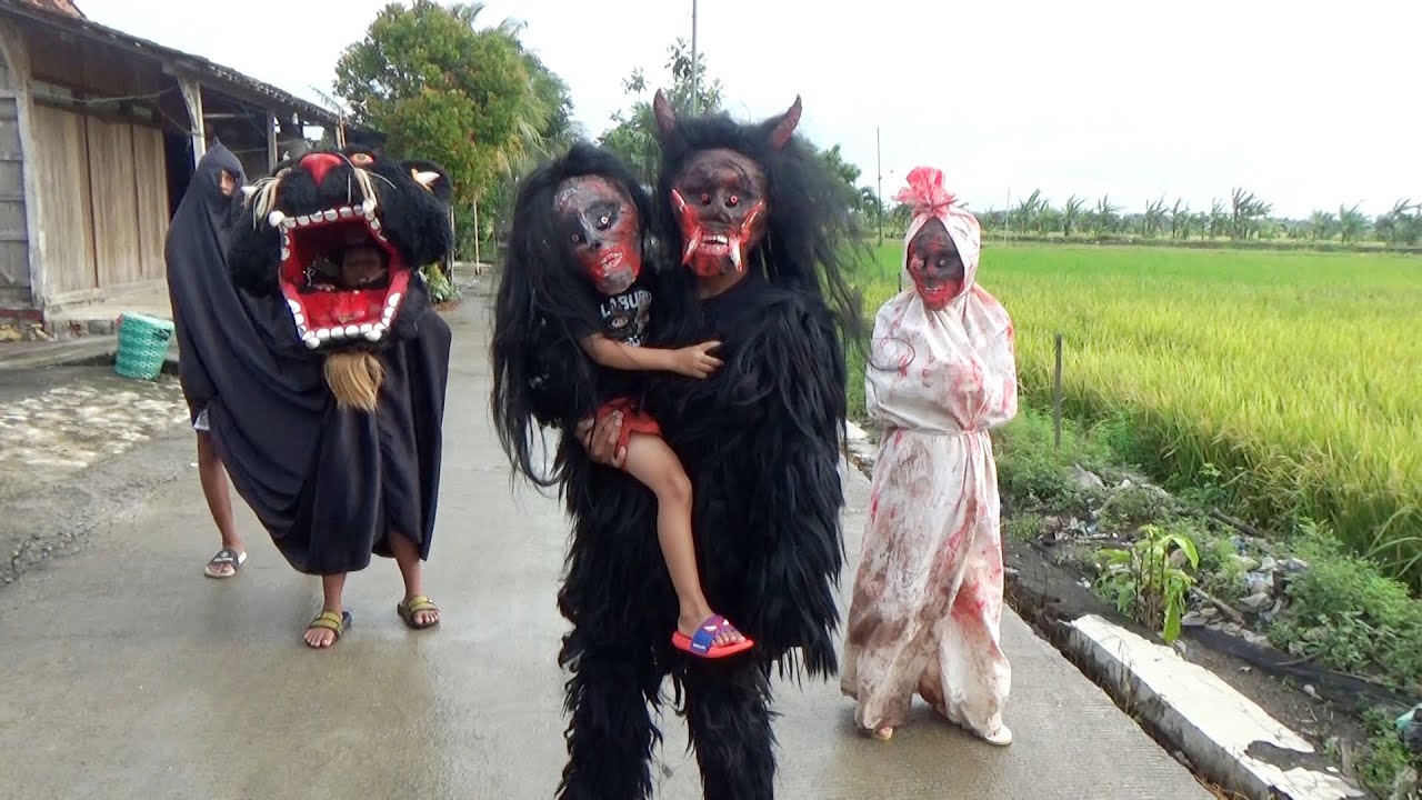 Anak wewe minta gendong genderuwo. Barongan werdoyo