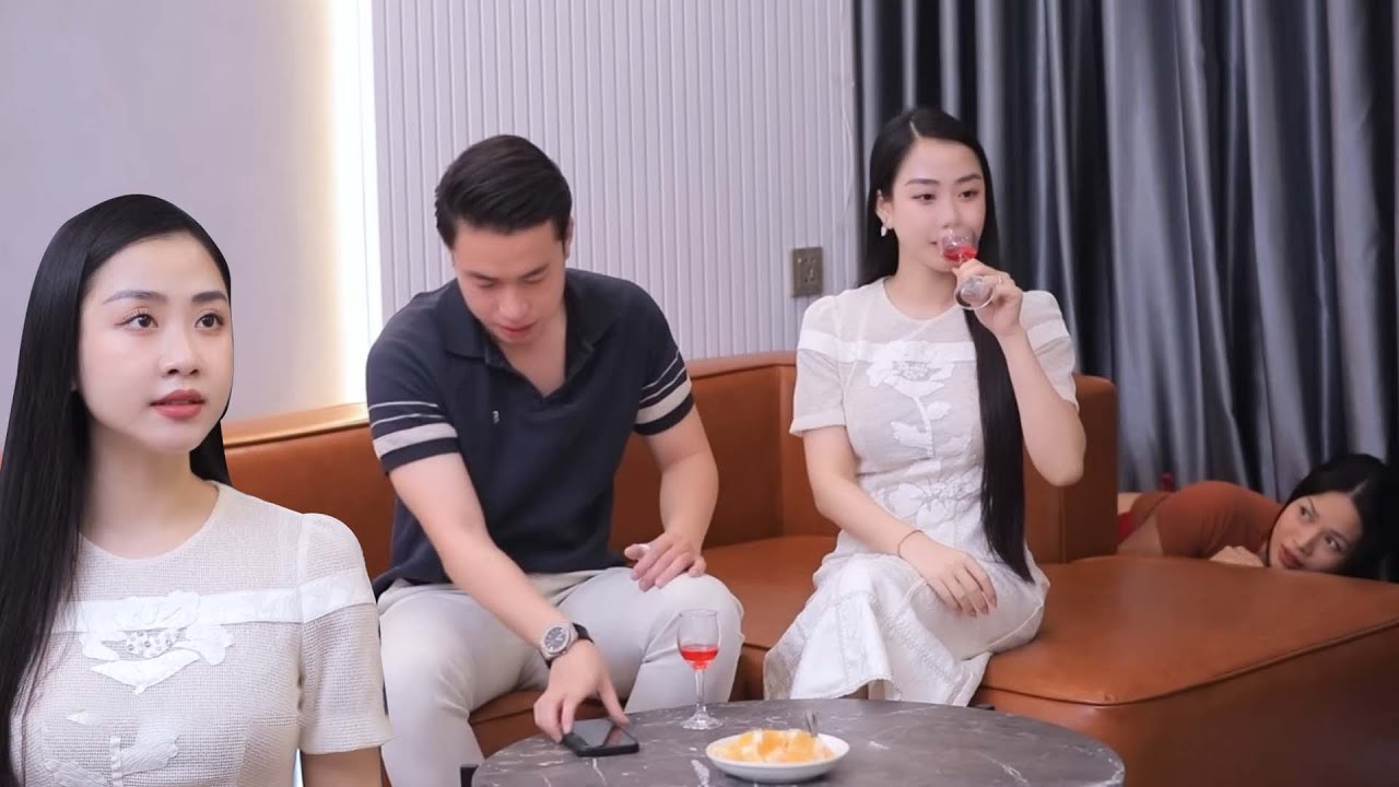 [FULL] Giúp Việc Hôn Cô Chủ, Vờ Uống Ly Rượu Có Đ.ộ.c Và Màn Lật Mặt Tên Chồng Đểu Càng