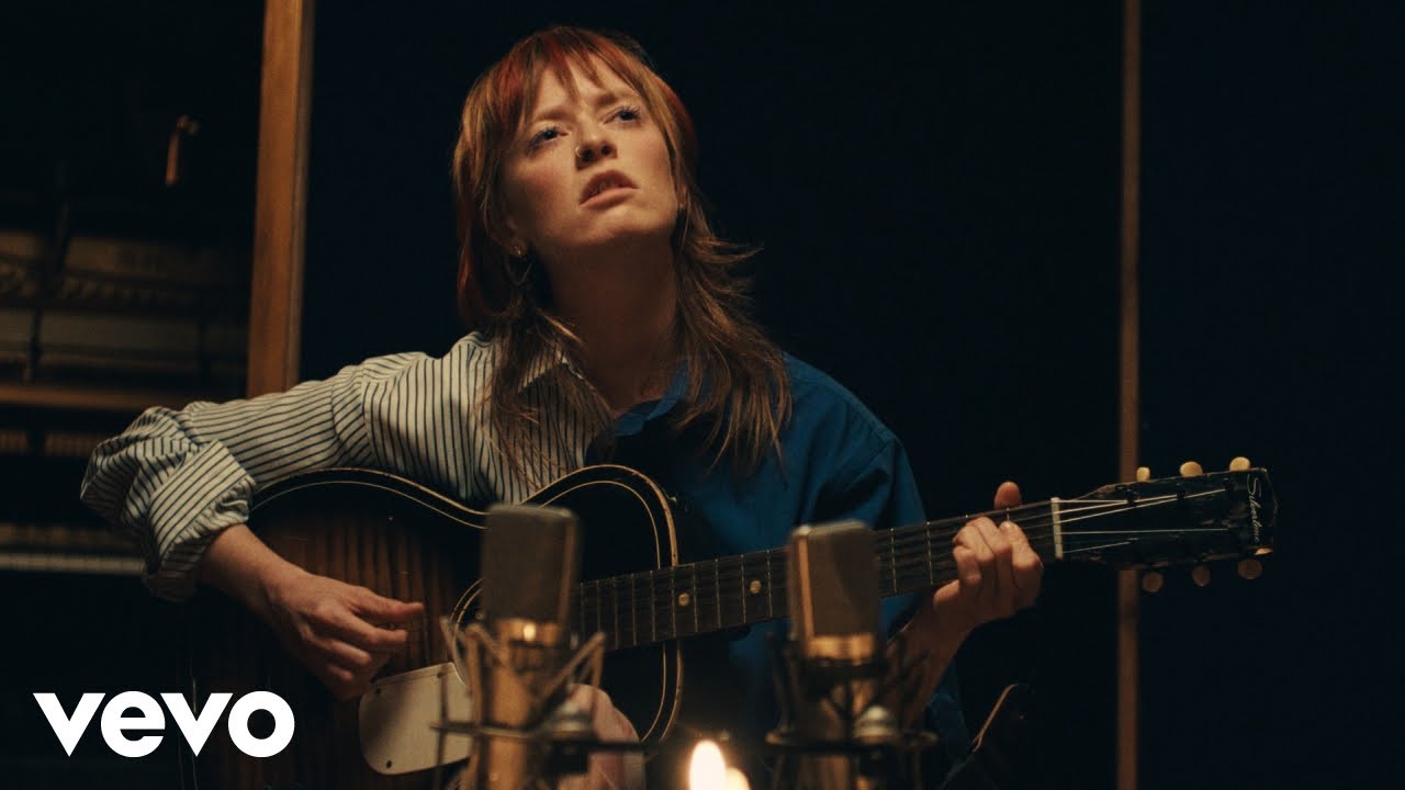 Tonton Orla Gartland - Mine (Live at Middle Farm Studios) di YouTube Tonton Orla Gartland - Mine (Live at Middle Farm Studios) di YouTube