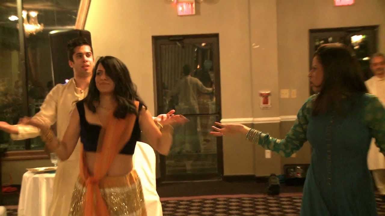 Surprise Flash Mob Dance - Indian Wedding Sangeet of Rohan and