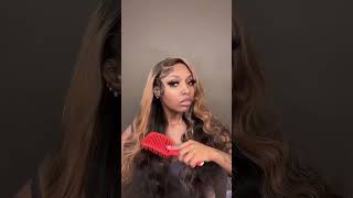 Big waves, bold highlights, and effortless glam! 👀 #amandahair #highlights #wigs #gluelesswig #hair