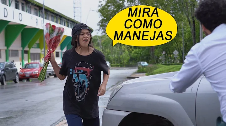 Joven pide ayuda a una vendedora de rosas para que...