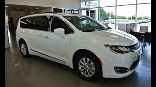 2017 Chrysler Pacifica Touring-L For Sale Dayton Troy Piqua Sidney Ohio | 27981T