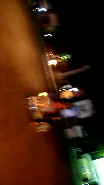 Kegilaan remaja di lampu merah