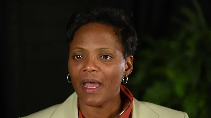 Hall of Honor Inductee Edna Campbell (Women's Bask...