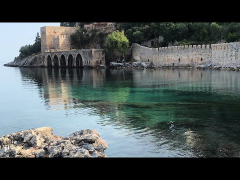 Bir Alanyamız Var