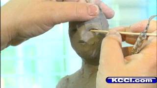 In The Artist Studio: Linda Lewis