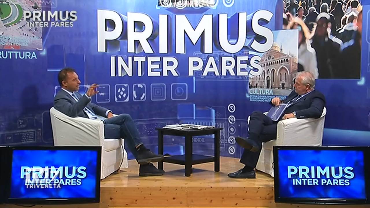 Primus inter. Primus Inter pares Шеврон. Primus Inter pares плакат. Эаскз Primus Inter pares. Примус Интер Парес перевод.