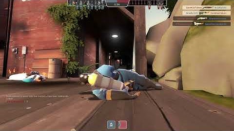 Trying To Play TF2 On A Controller