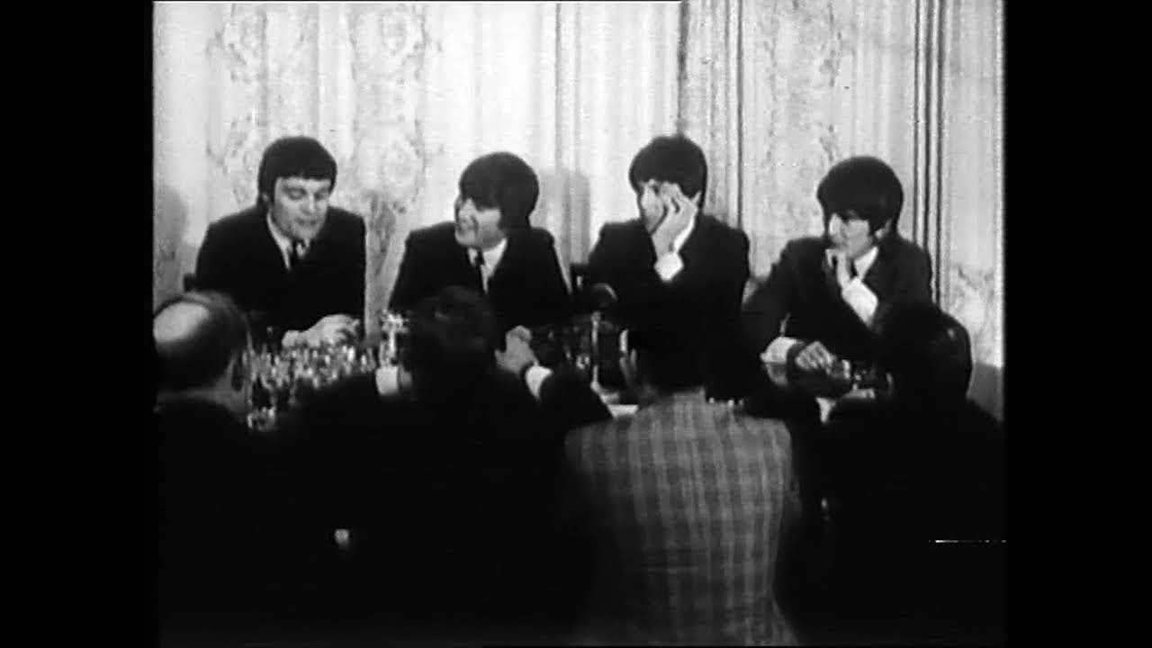 The Beatles Adelaide Press Conference 1964 extended!!
